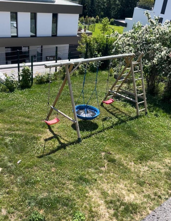 Mayen, Im Mohren, Privatzimmer Nr2, Waldrand, Nahe Nurburgring & Burg Eltz, Gemeinschaftsbad מראה חיצוני תמונה